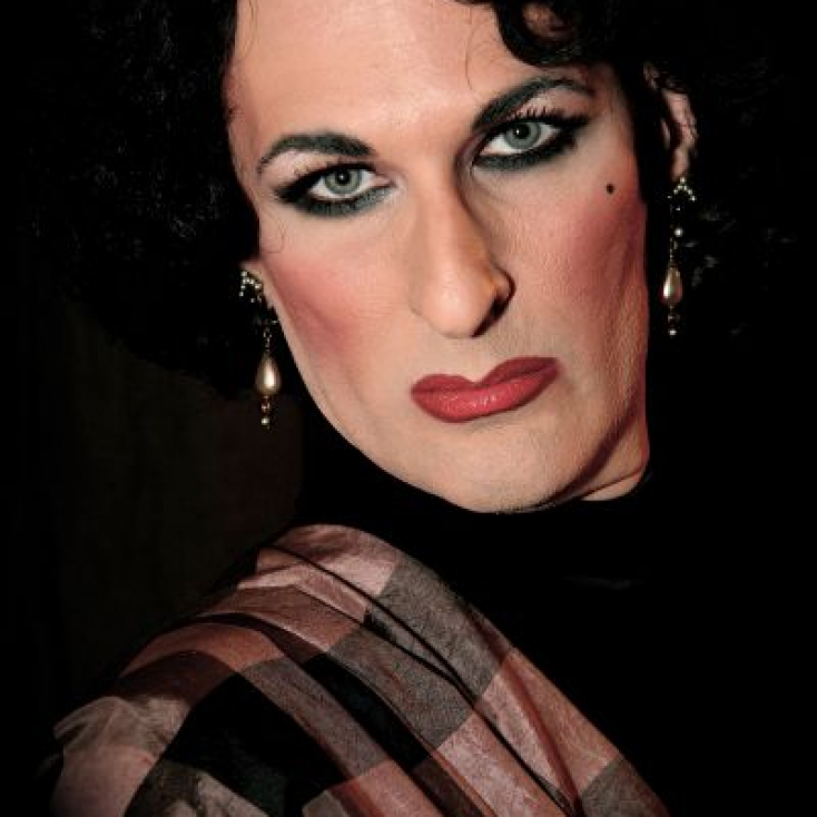 As Lana Kane in The Fabulous Kane Sisters in Box Office Poison